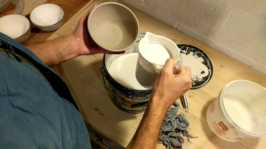 A Beginners Guide To Making Your Own Pottery Glaze - Step by Step